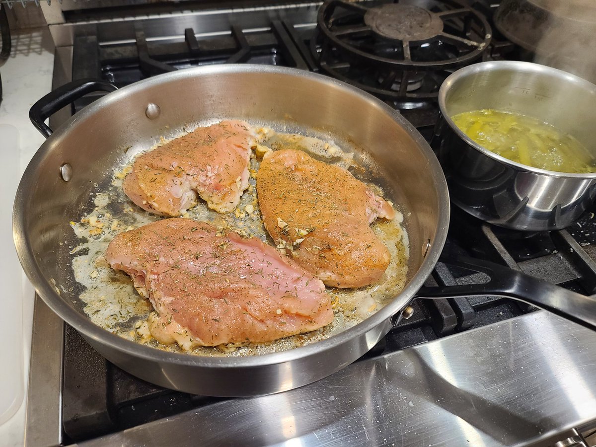 Just a little creamy chicken breasts on deck. #twittersupperclub #mfermeals