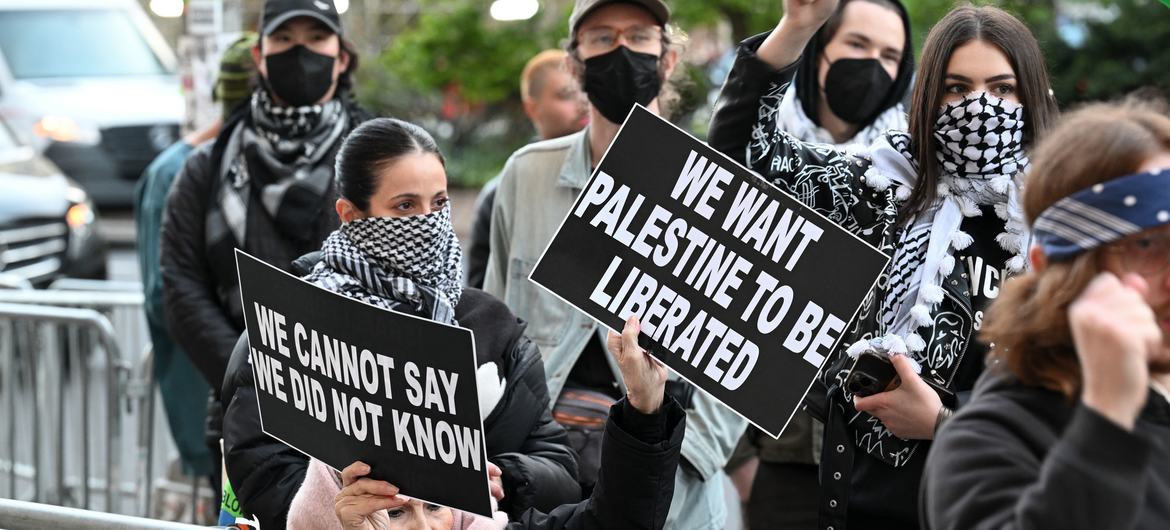 Fox News reports that a new House Republican bill would send student protesters to serve a minimum six-month community service sentence in Gaza. 'I am going to bet that these pro-Hamas supporters wouldn’t last a day, but let’s give them the opportunity', said Rep. Randy Weber,…