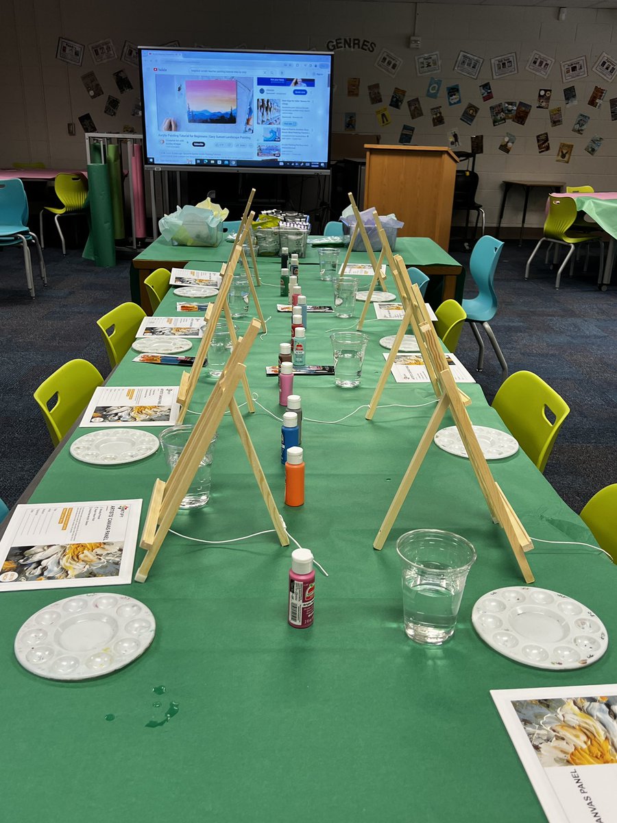 Mrs_Miller_Media tweet media