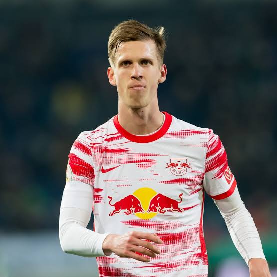 O Tottenham manifestou interesse em contratar Dani Olmo, do RB Leipzig. Ele tem uma cláusula de rescisão de € 60 milhões em seu contrato. (@BILD_Sport)