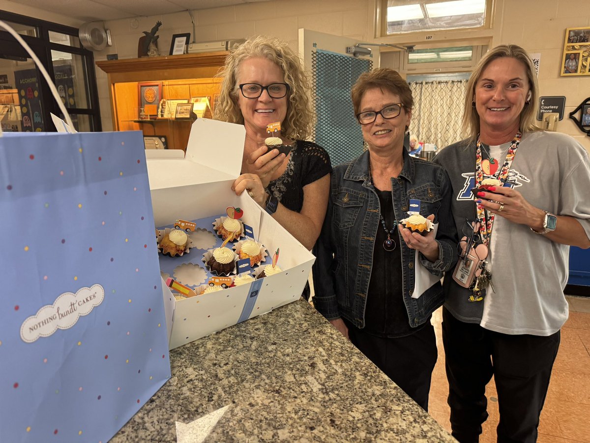 Holloway High School (@hollowayhigh) on Twitter photo Day 3 of Teacher Appreciation Week Awesome meal from Newk’s provided by The Experience Church. We ended the day with a delicious Nothing Bundt Cake from The Yung family! #TheHolloWAY #RelationshipsMatter <a href="/rucoschools/">Rutherford County Schools</a> Day 3 of Teacher Appreciation Week Awesome meal from Newk’s provided by The Experience Church. We ended the day with a delicious Nothing Bundt Cake from The Yung family! #TheHolloWAY #RelationshipsMatter <a href="/rucoschools/">Rutherford County Schools</a>