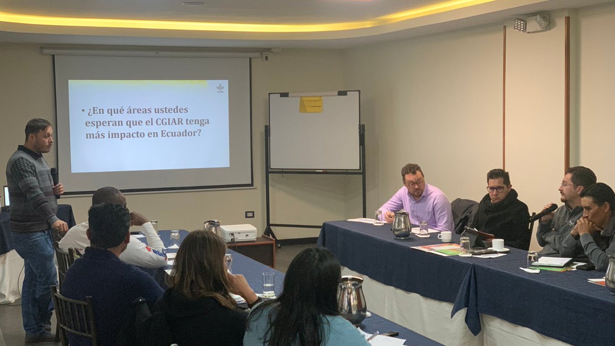 ¡Segundo día de las Sesiones de Escucha en #Ecuador! Hoy @CGIAR y @Cipotato se reúnen con el sector privado para compartir experiencias. Juntos, fortaleceremos alianzas locales y diseñaremos estrategias para nuestro Portafolio de Investigación. #OneCGIAR #WithScienceweCan