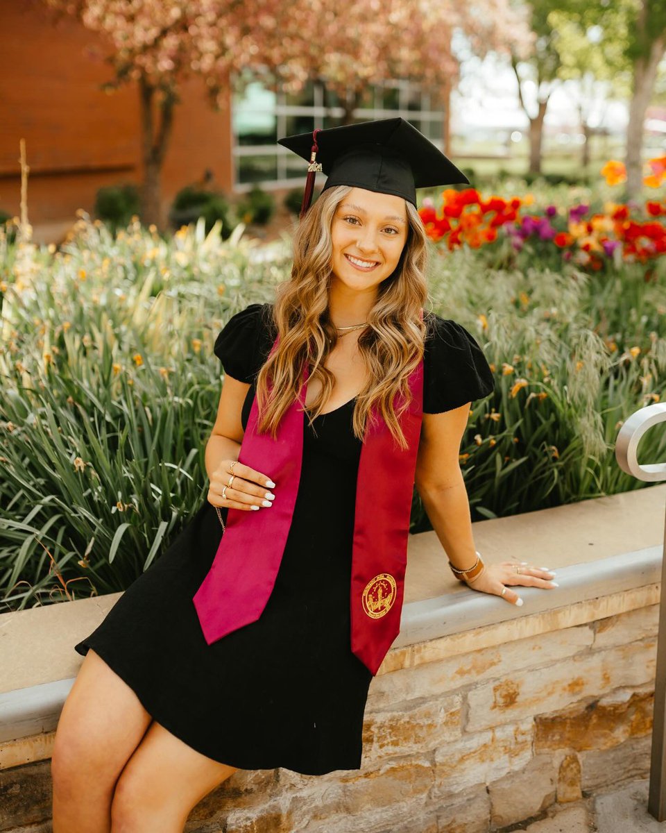 ❤️ CLASS OF 2024 💛 10 more days until Spring 2024 Commencement! 📸: @jamiefortunatophoto (IG) 🎉 Want to be featured on our page? Tag or DM @ColoradoMesaU your grad photos 🤘 #CMesaUGrad #ClassOf2024