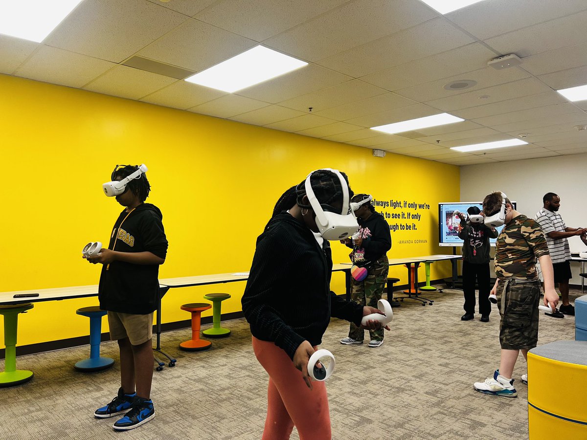 <a href="/jcpselev8/">Elev8 Student Learning Center</a> We’re learning how to breathe and how much air our lungs can hold! We’re extending our reality using Oculus with XR training! Thanks to our partners <a href="/KYScience/">Kentucky Science Center</a> and <a href="/FundfortheArts/">Fund for the Arts</a> <a href="/JCPSAsstSuptASP/">Dr. Alicia Averette</a> <a href="/tonkeytarodgers/">Tonkeyta Rodgers</a> <a href="/msmeeley/">Tricia Meeley</a> <a href="/RochelleAn1098/">Rochelle Andrews</a>