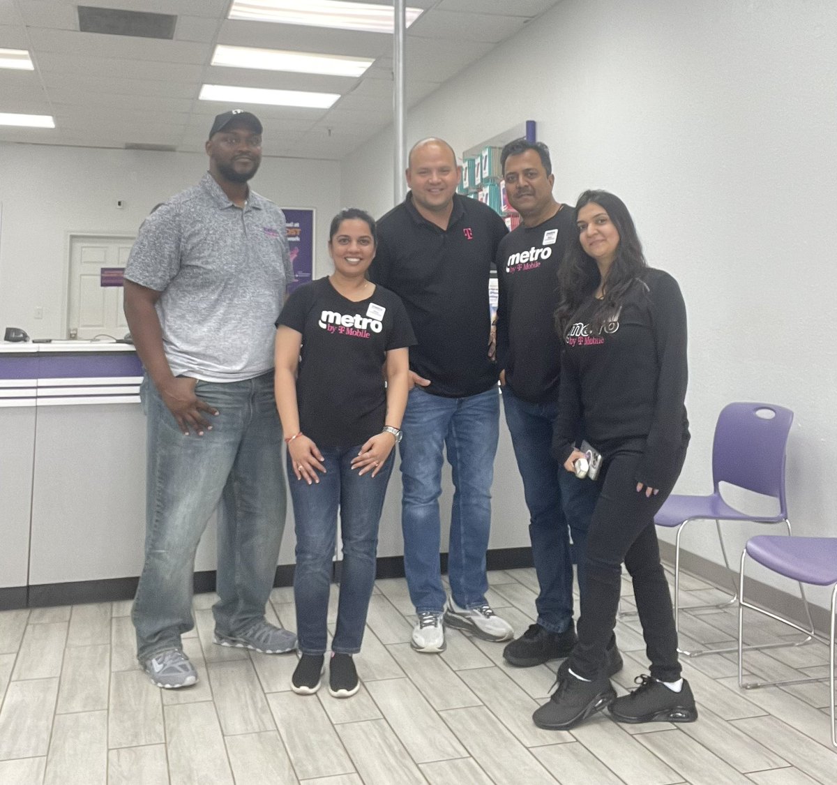 Rolling with Texas’s best <a href="/WHood96/">Weldon Hood</a> &amp; Purely Wireless 👊🏾