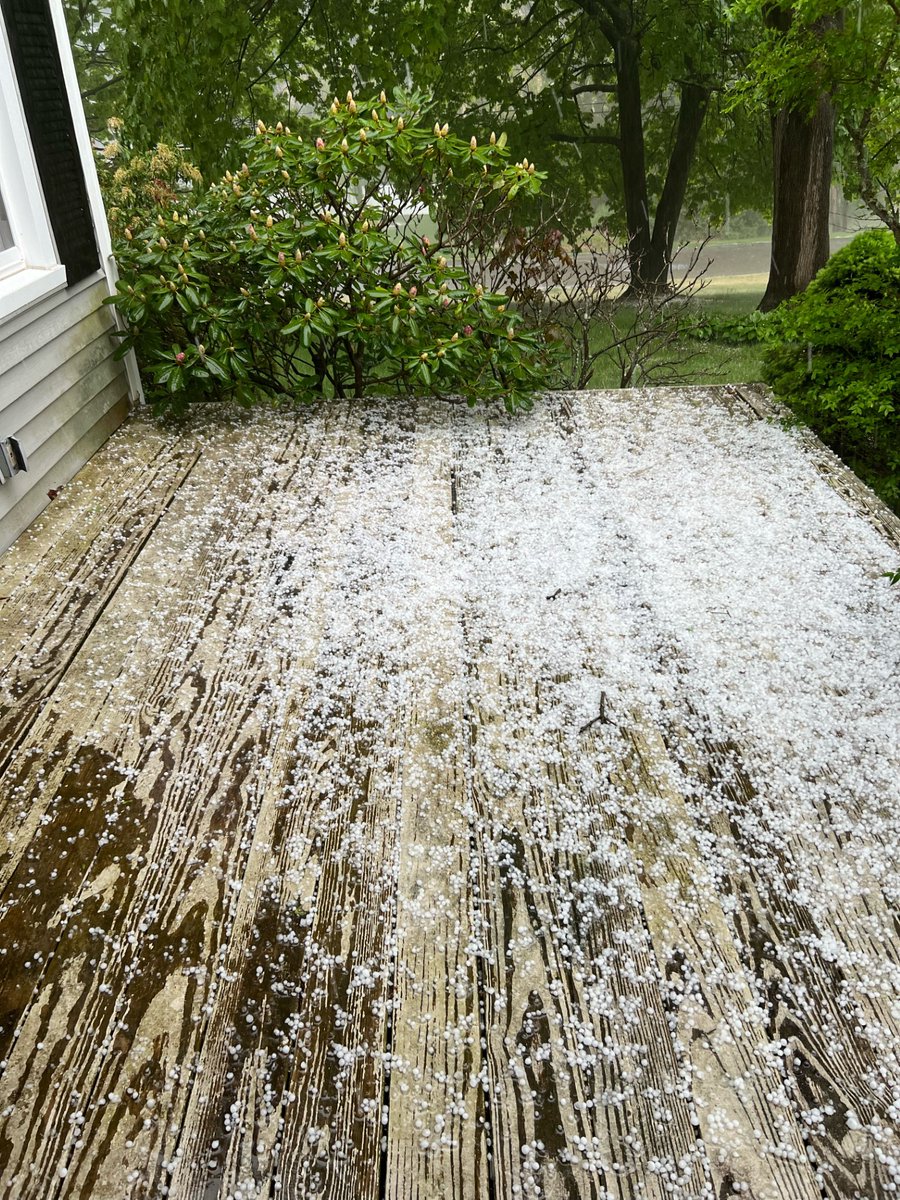 Hail in Westfield today from Gordonna Roy! #mawx