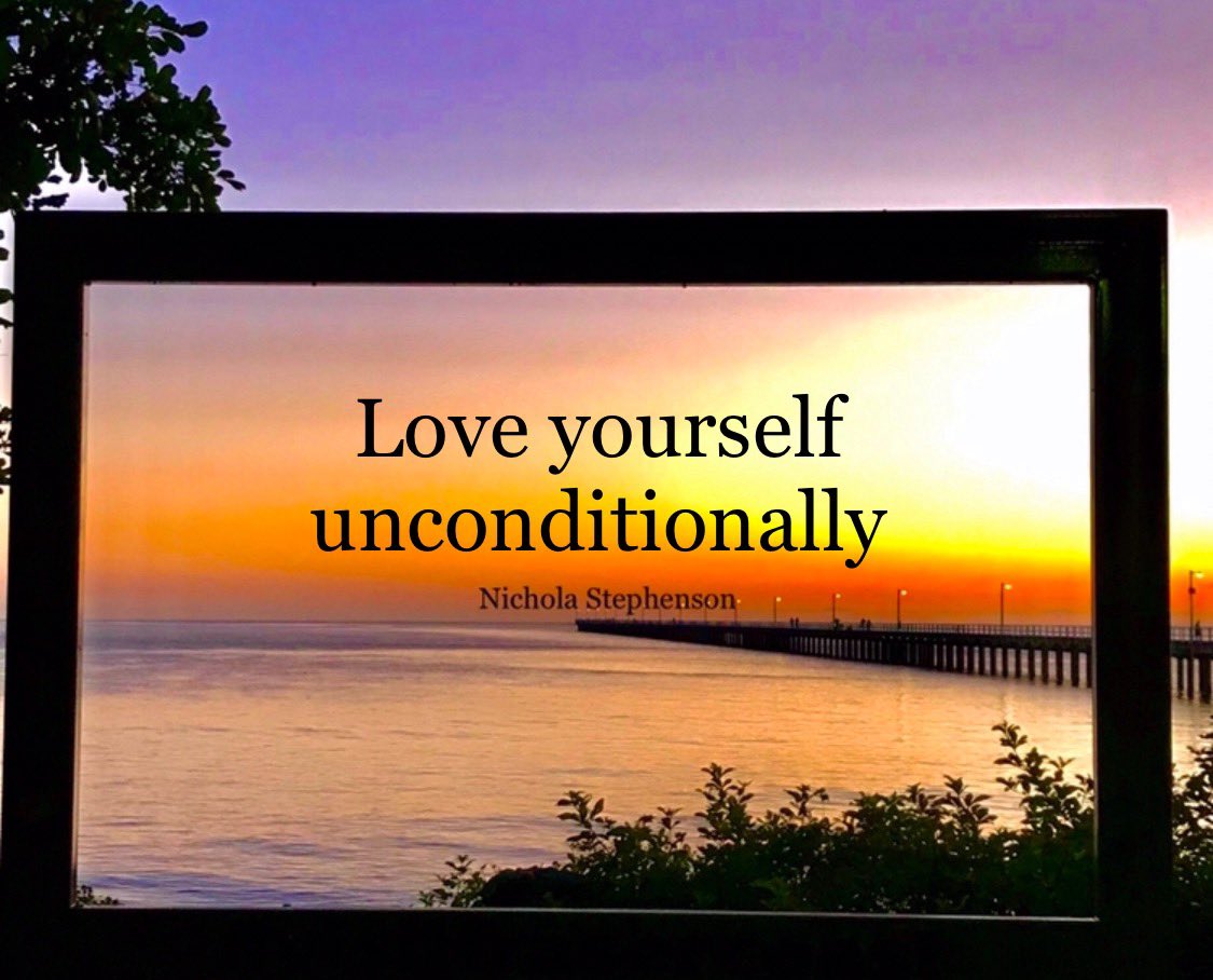 Love yourself unconditionally ! 🥰 #positive #mentalhealth #mindset #joytrain #successtrain #thinkbigsundaywithmarsha #thrivetogether
