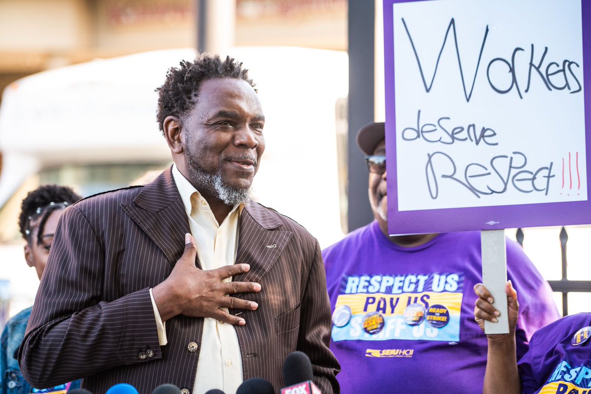 A pastor's appointment to the Regional Transit Authority board advanced despite him saying he rarely rides the CTA. buff.ly/4dqqGEd