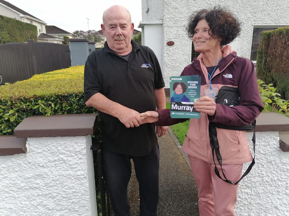 National Party candidate Jean Murray canvassing in her local electoral area recently. Our message is warmly received in Ratoath.

Join and get active. Visit nationalparty.ie/join

@murray1201 #IrelandBelongsToTheIrish #HouseTheIrish