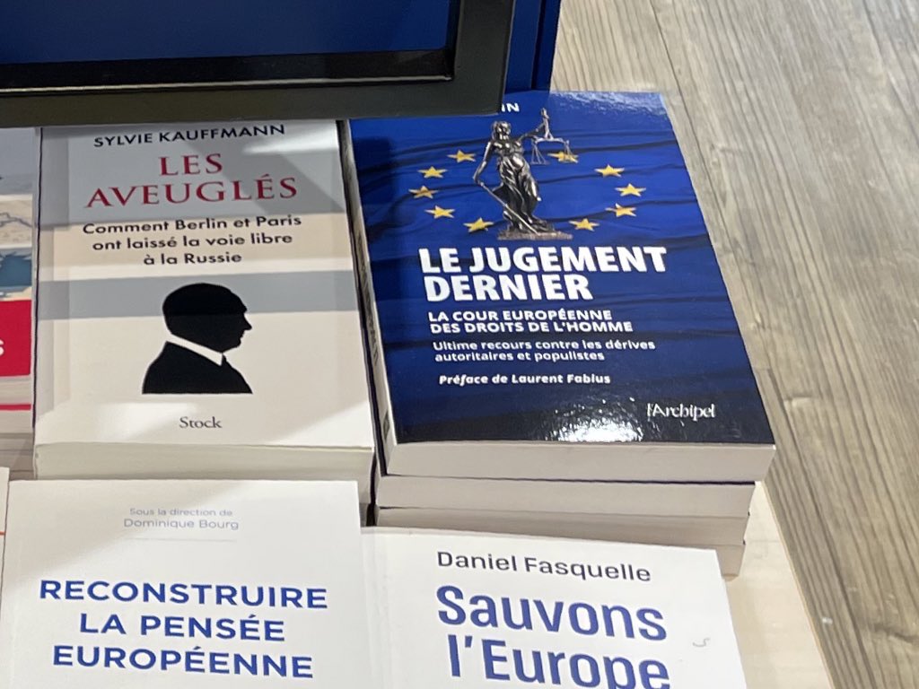 Petit moment d’émotion aujourd’hui : la flamme olympique est arrivée sur le sol français… et mon livre dans les rayons de la Fnac 😊 <a href="/Ed_Archipel/">Éditions de L'Archipel</a> <a href="/ECHR_CEDH/">ECHR CEDH</a>