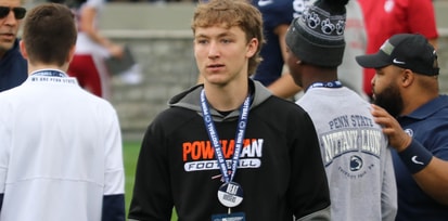 #BREAKING: Penn State has picked up a commitment from tight end Matt Henderson in the Class of 2025. Story: on3.com/teams/penn-sta…