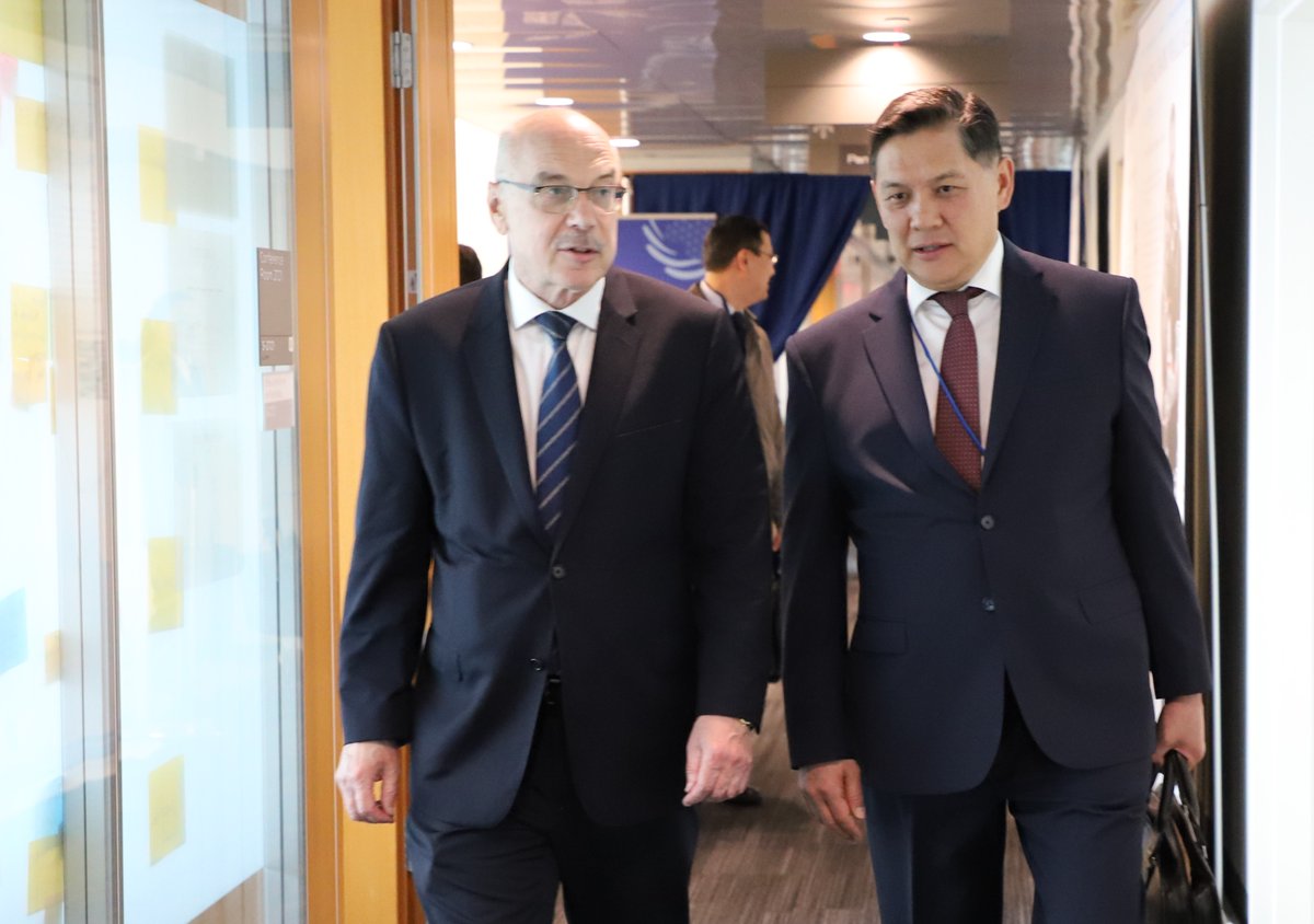 USG Voronkov held fruitful discussions with Asein Isaev, @mfa_kyrgyzstan First Deputy FM, on #CounterTerrorism & #PCVE cooperation between @un_oct & #Kygyzstan at the national & regional levels.

#UNiteToCounterTerrorism