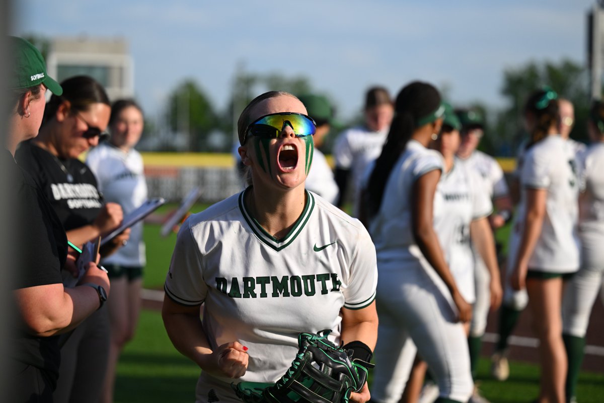 UNDERWAY IN GAME TWO. @PUSoftball walks in two runs and has an early 2-0 lead over Dartmouth but the Tigers leave the bases juiced with a highlight-reel catch by Dartmouth's Alaana Panu in left field. To the third we go. 🌿🥎