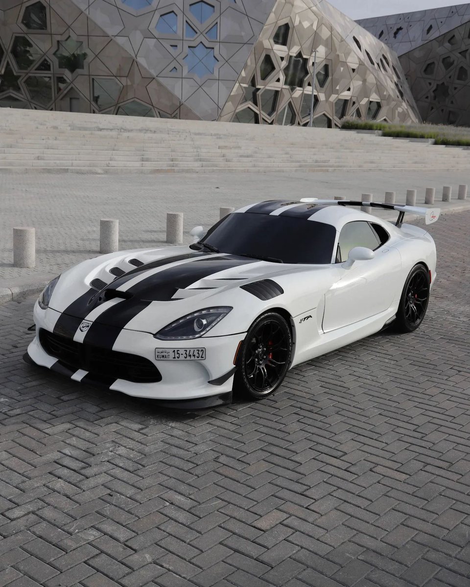 Dodge viper ACR