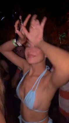 moncha2908's tweet photo. q fiesta tan loca gracias @thehangoverday #fieston#qhpresaca https://t.co/wAzgoed2Vl