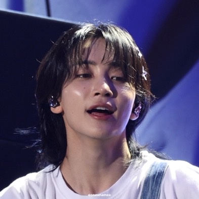 xueishaoo's tweet image. my headliner singing headliner  ( ˘ ³˘)♥︎