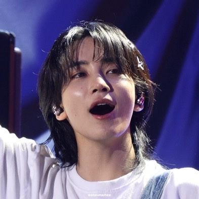 xueishaoo's tweet image. my headliner singing headliner  ( ˘ ³˘)♥︎