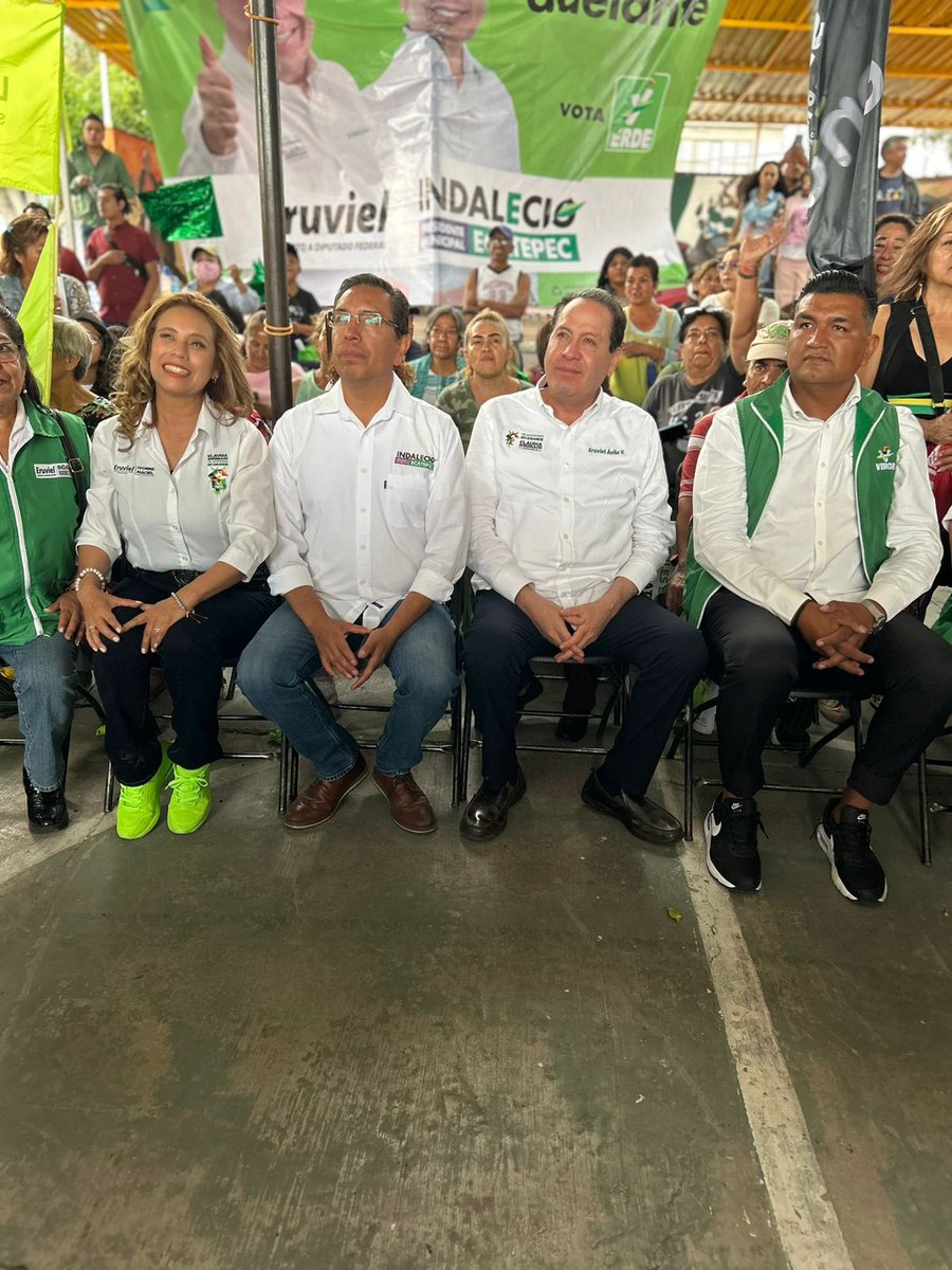 IvonneMacielF's tweet photo. ¡Presentación de las propuestas de campaña! Nuestros candidatos Dr. Eruviel Ávila Villegas e Indalecio Ríos, juntos ganaremos este 02 de Junio de 2024. ¡Vota verde y construyamos un futuro mejor para todos! 💚✨ #ConIvonneVa #MujeresQuePiensanEnGrande https://t.co/YeuxevBPMm