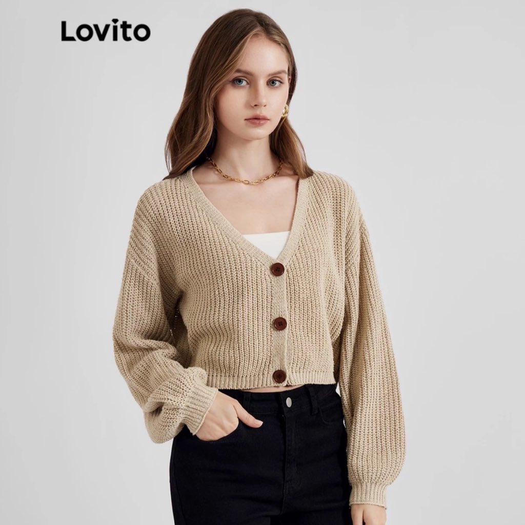 love gila button knitwear from lovito 😍

so pretty right😆 especially warna merah, so pretty💗🌷