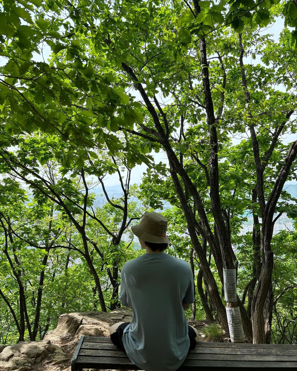 이종석 tweet media