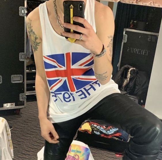 Matty sure does love to slay in a union jack tee🇬🇧