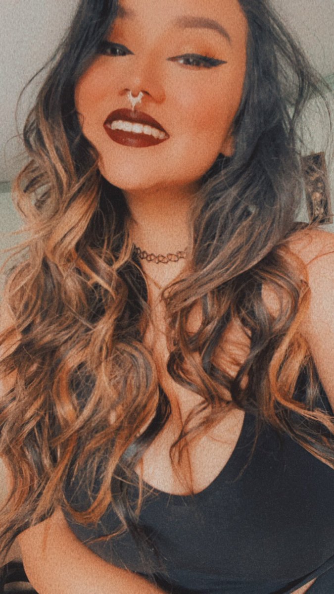 carson_davis0's tweet photo. Never on here but heyyy 🦧 https://t.co/8VWDo4Rzed