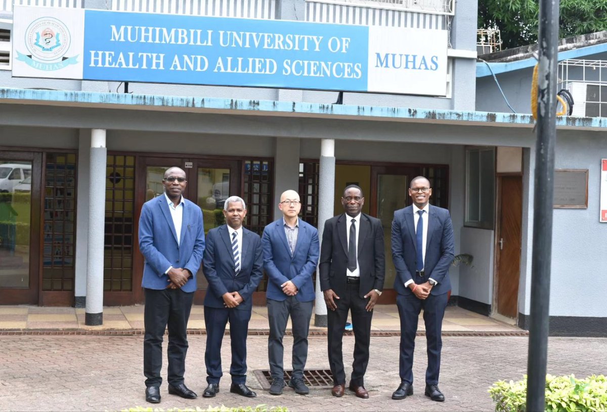 MUHAS, NIH and NIMR: Patnership in Research and Training. #Global Community Research #Research Grants #Training young investigators A courtesy call at Vice Chancellor's office , Director General NiMR, Prof. S. Aboud, Director of the Therapeutics Research Program, P. Kim.