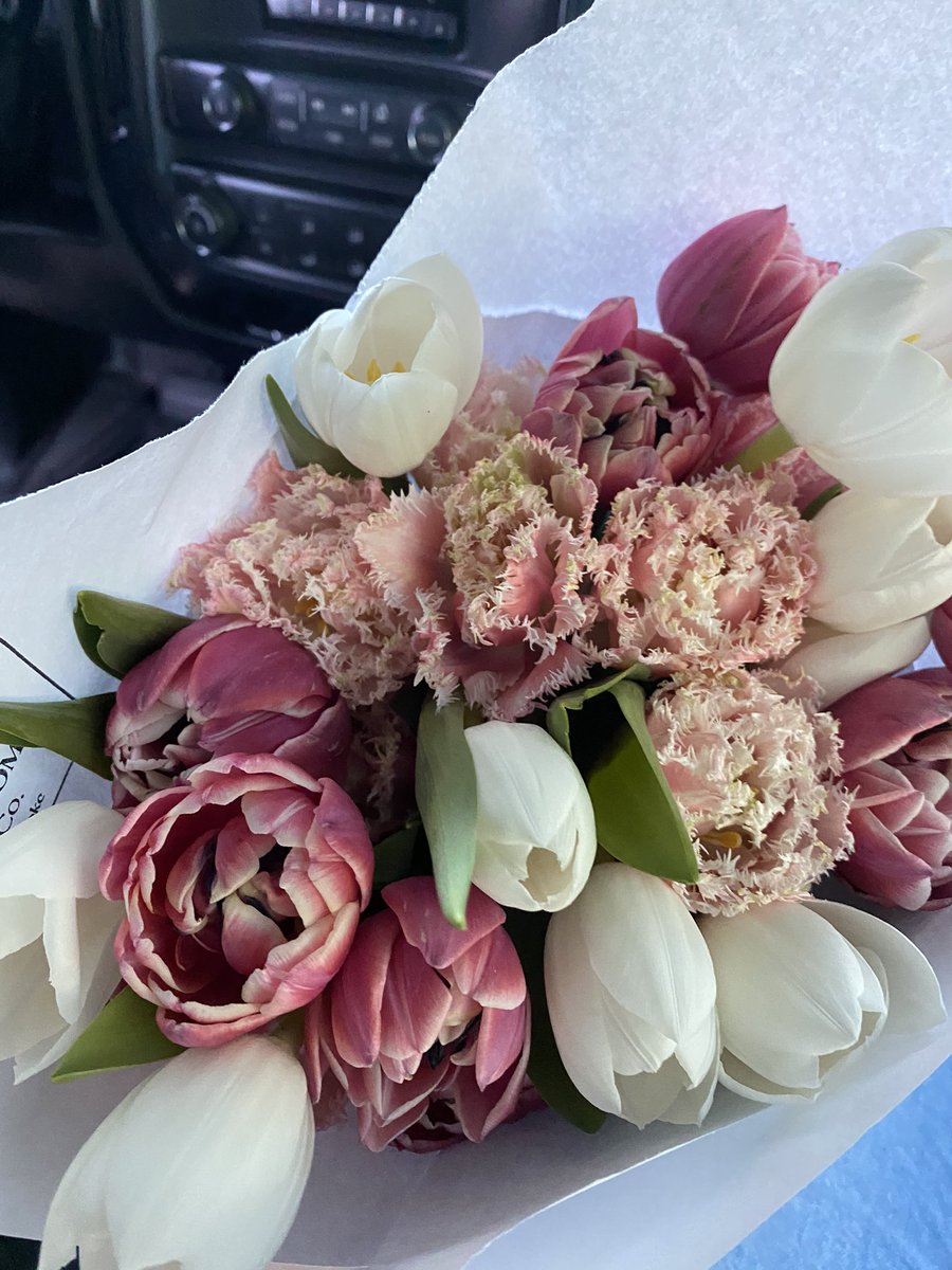 estephanie_dl's tweet photo. Literally had the best anniversary ever ❤️ Michael truly is the best fiancé ever, I love him so much 🥹 https://t.co/P2krCkHaht