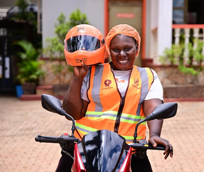 In matters of #safety, we don't compromise. 😎 Take a #SafeBoda; wear a helmet on every boda ride 🏍️💨 Order now 👉🏿bit.ly/sbappdl
