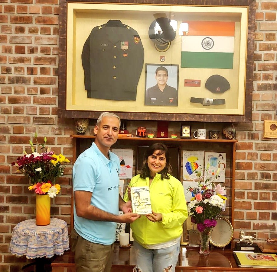 Seven years ago on this day, we lost LIEUTENANT UMAR FAYAZ 2 RAJRIF to terrorism in #Kashmir. To know more about him, do read UNDAUNTED written by @BhaavnaArora. The photograph is clicked at the home of MAJOR AKSHAY GIRISH, who was also immortalized in J&K. #FreedomisnotFree