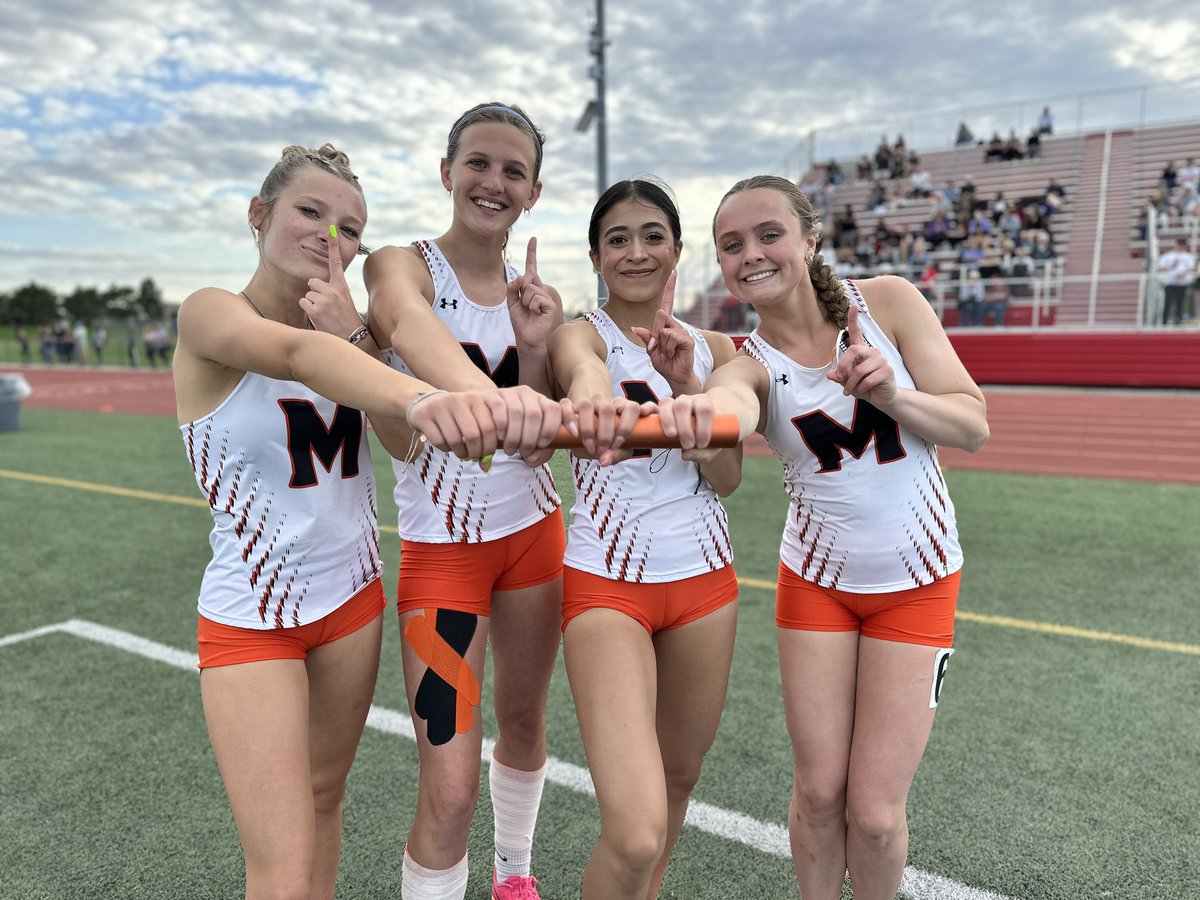 The 4x100 relay of Bri Amedio, Emma Blanken, Kelly Huerta, Avery Stinger are our 1st State Qualifiers of the night and new school record holders with a time of 49.08