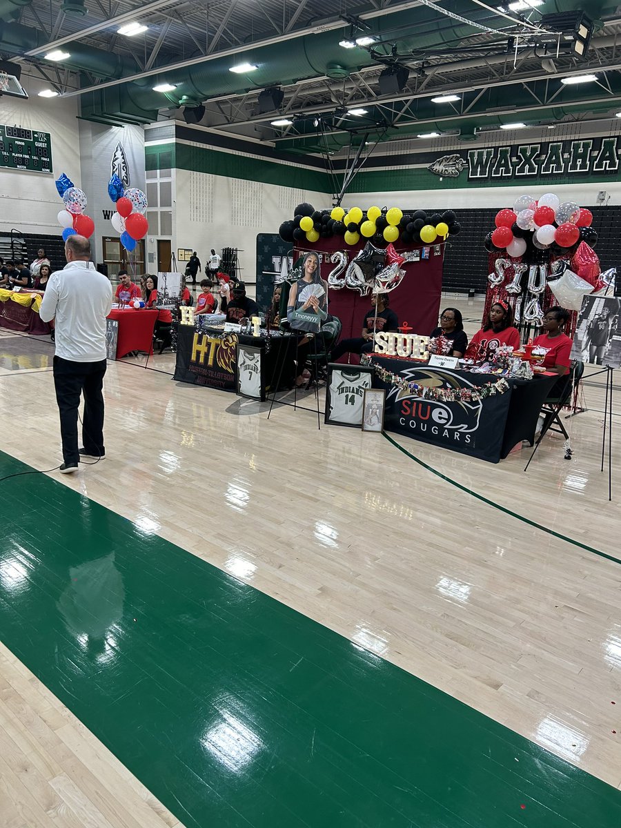 Signing Day III Congrats to our 6️⃣🏐🏀🏈 student-athletes that earned opportunities to continue their careers at the next level. #TRIBE #NextLevelHachie