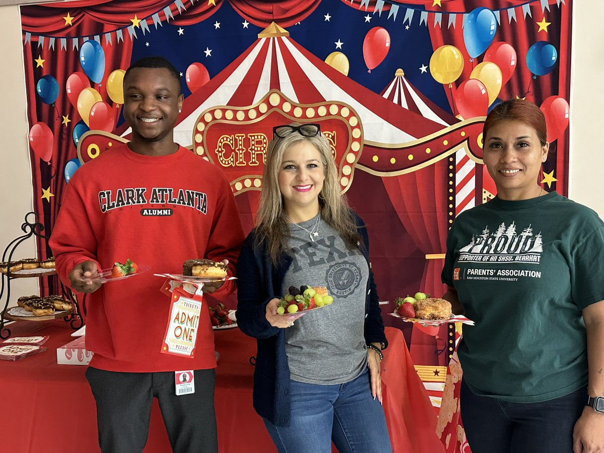 Teacher Appreciation Week “Under the Big Top” at Hill has been a huge hit! 🎪 Our teachers deserve the best! ❤️ #TeacherAppreciateWeek @AldineISD @SADubberke @BrendaBSanchez1 @MrLangAISD