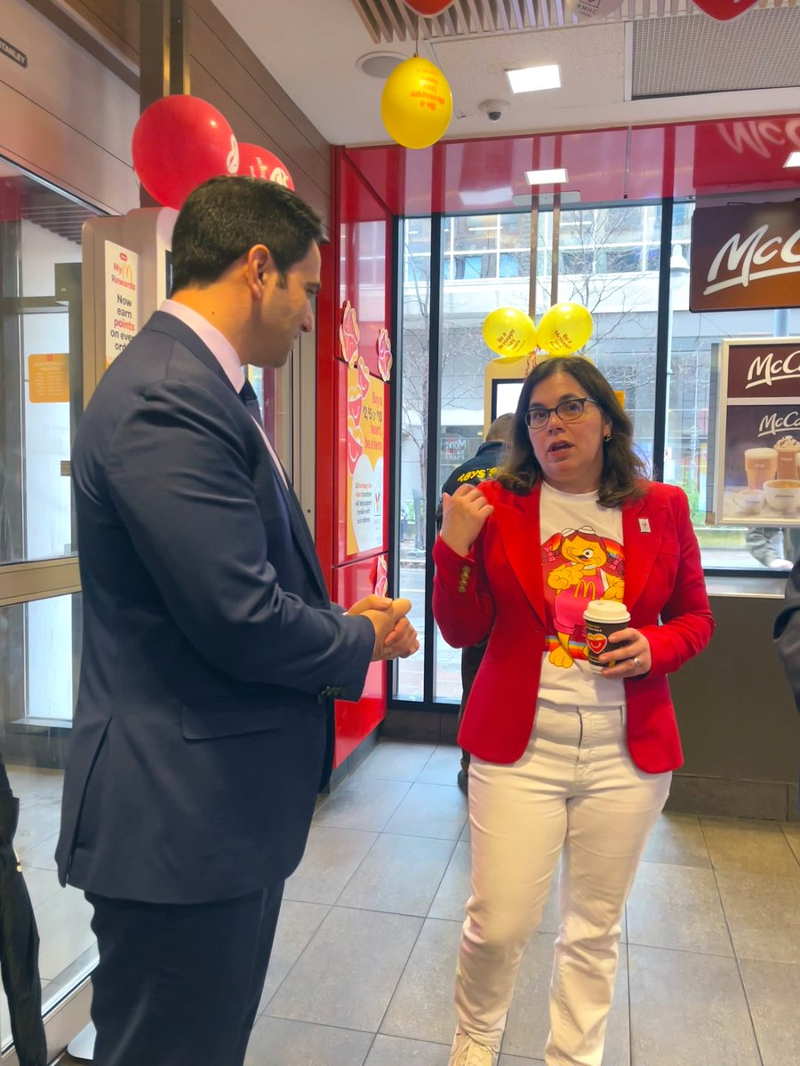 On #McHappyDay, a portion of proceeds from all sales at McDonald’s goes to @RMHCCanada like the one in London and beyond. Families rely on their help in some of their most challenging moments. Great to chat today about RMHC and the future of the organization. #ldnont