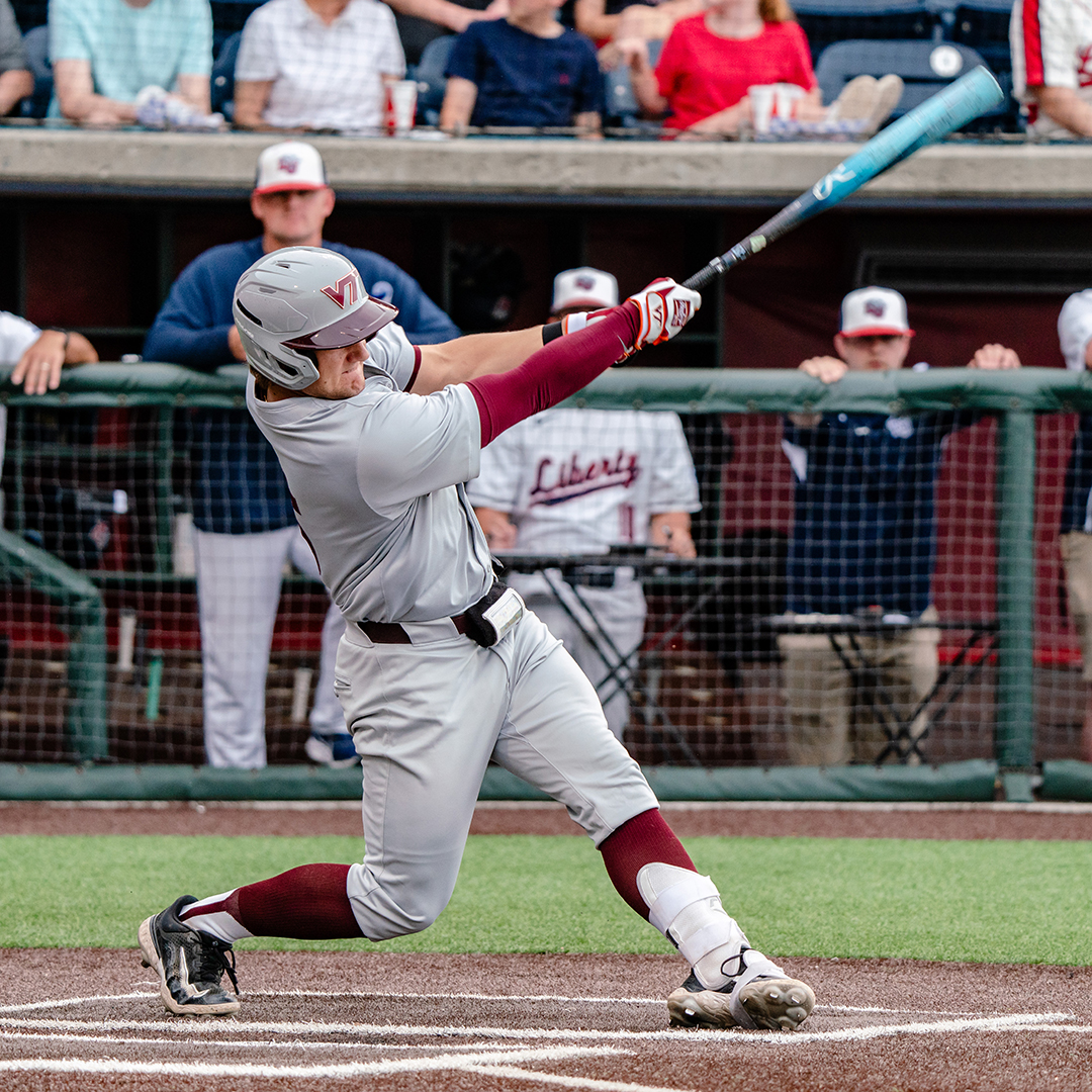 𝙀𝙗𝙗𝙨 𝙖𝙣𝙙 𝙀𝙗𝙚𝙡𝙨 🌊 @Gebel34 produces Tech's 𝟑𝐫𝐝 two-bagger of the night #Hokies 🦃⚾️