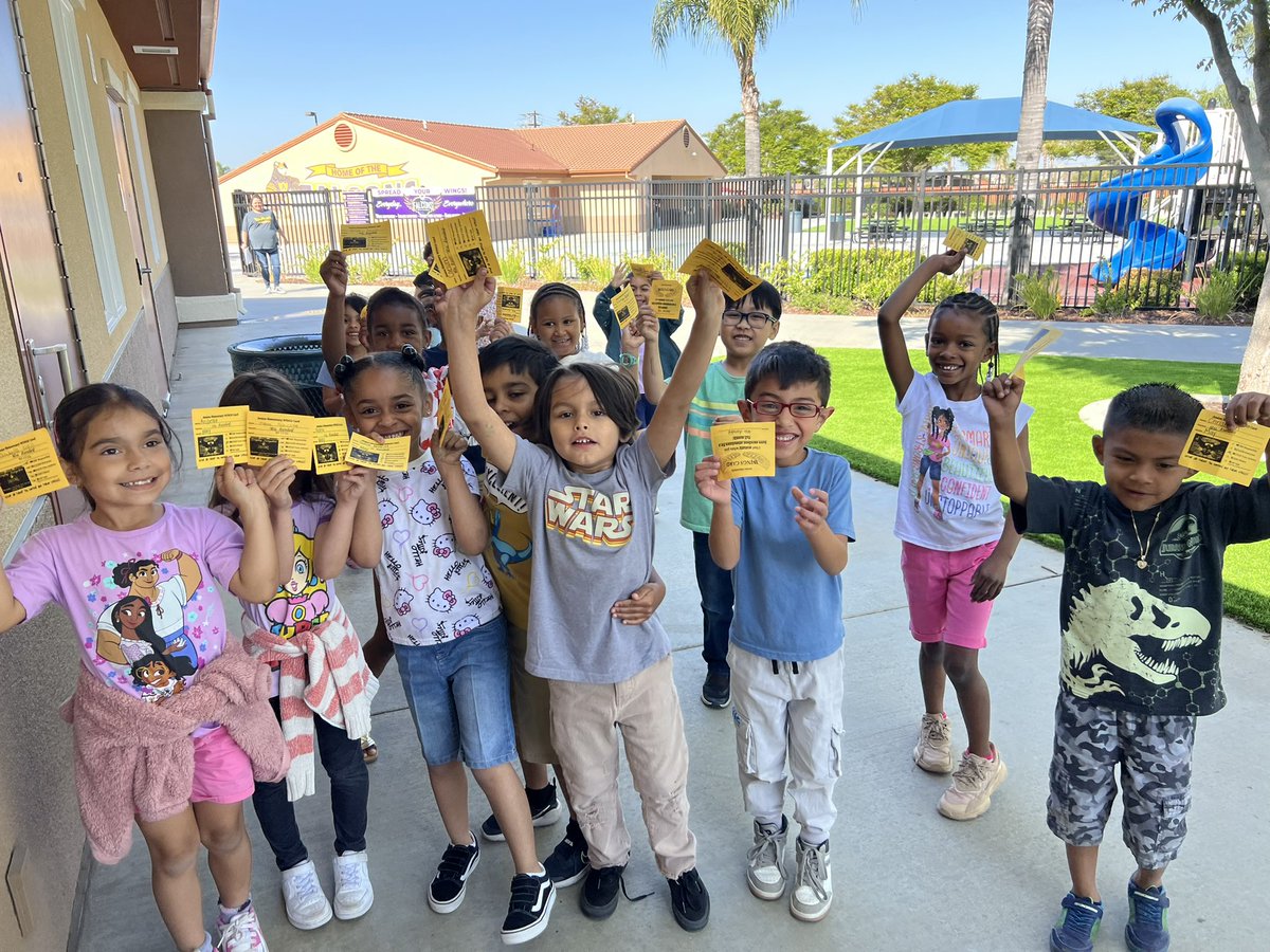 It’s a WINGS Party! These group of Kindergarten scholars were super excited to come up to the front office and turn in their WINGS Cards. Way to go Falcon scholars! #FalconsUnitedInExcellence