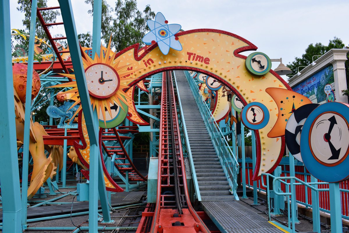 You can only bring one back to Disney World... is it Disney's Magical Express or Primeval Whirl?