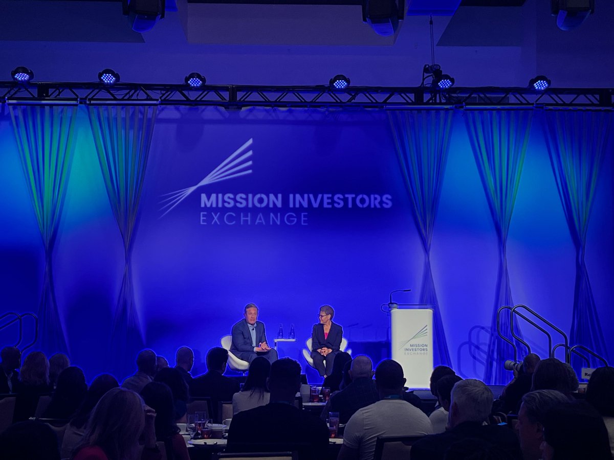 🙌 Excited to attend the @MissionInvest Conference! @calfund CEO Miguel Santana sat down with @MayorOfLA Karen Bass, discussing her role as “constructive disruptor in chief,” taking innovative approaches to the city’s biggest problems. #MissionInvest2024