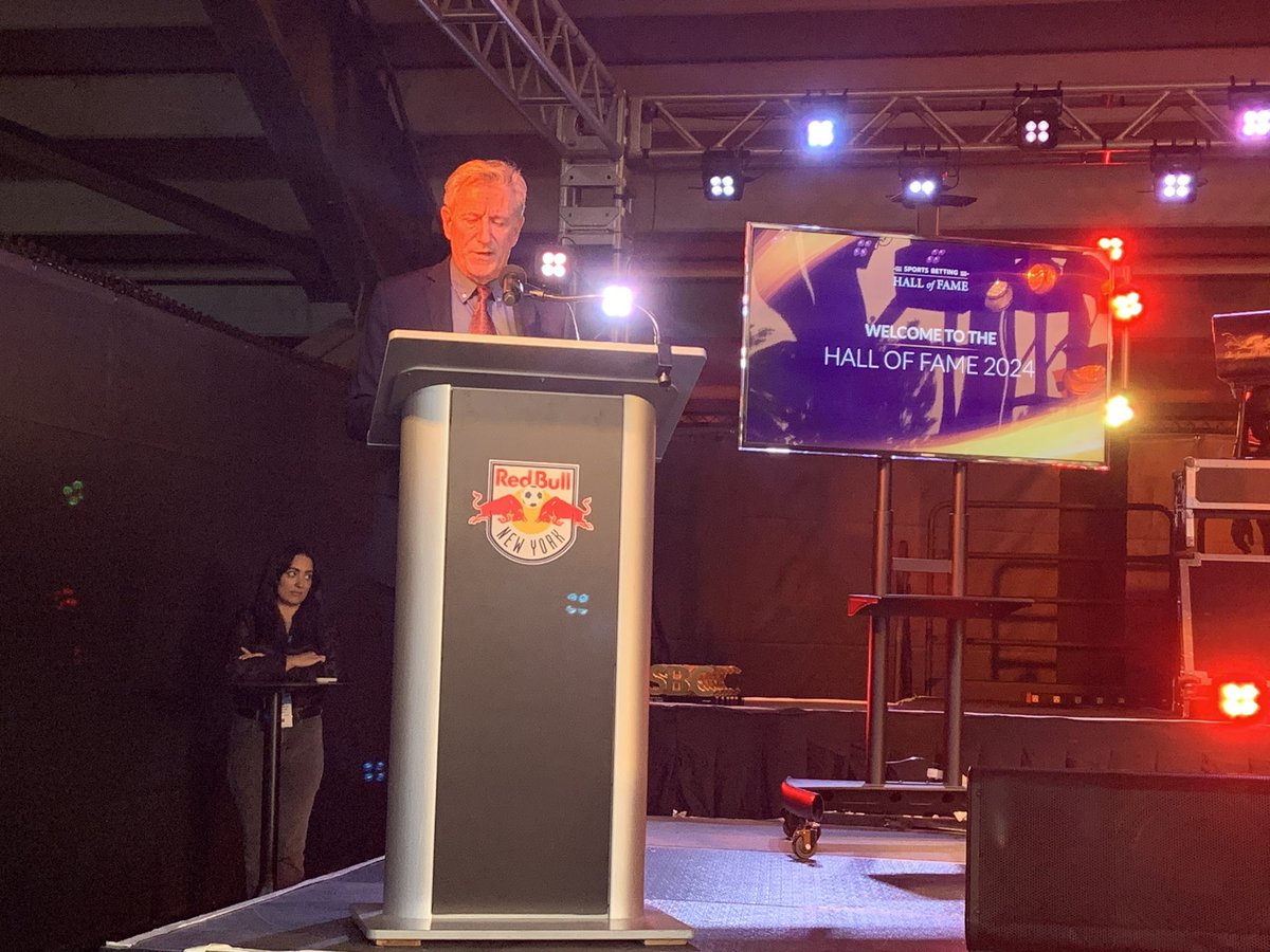 Scenes from (far from) Sin City: @VinnyByTheBook opens tonight’s festivities for the Sports Betting Hall of Fame, at @RedBullArena, as part of #SBCEvents #SBCSummitNorthAmerica.