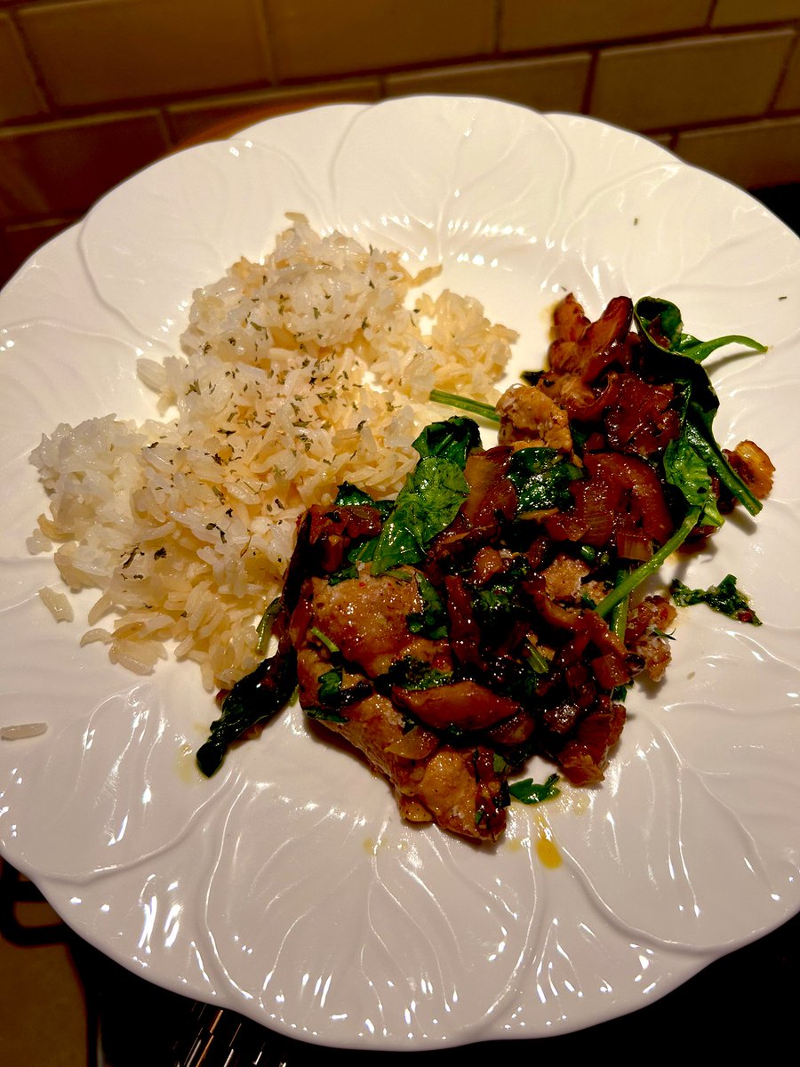 Skillet chicken with shiitake mushrooms, caramelized onions, and baby spinach #TwitterSupperClub