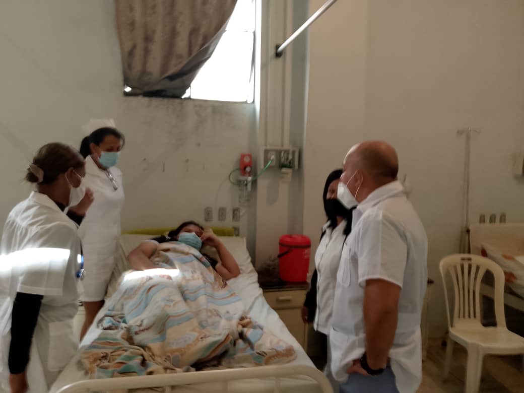 Pase de Visita a Pacientes Hospitalizados CDI Michelena Municipio Michelena Estado Táchira #CubaCoopera #CubaPorLaVida @cubacooperaven @misionmedicaTac @cubacooperavtac @cubacooperatac @cubacooperatac1