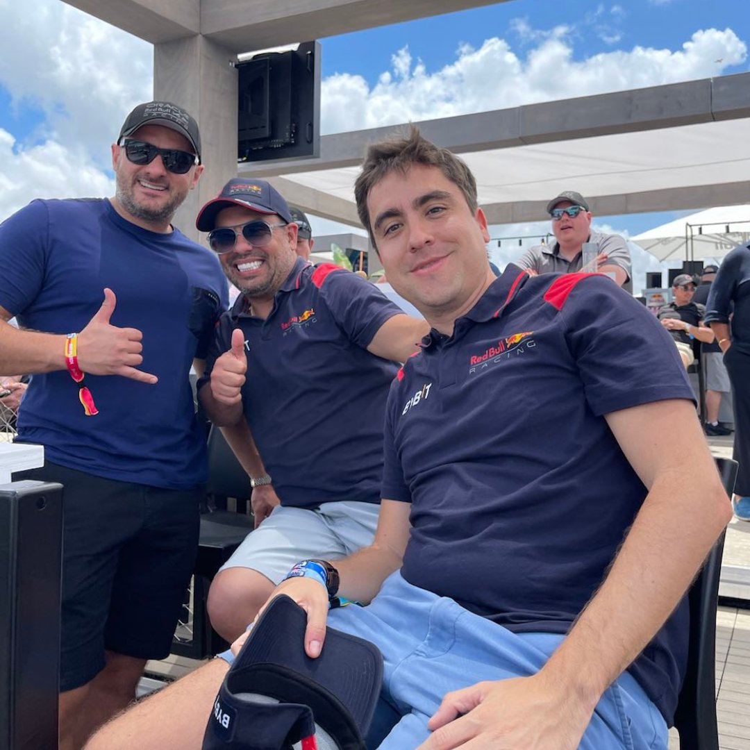 🔥 Our #Bybit VIPs dove headfirst into the adrenaline-fueled action at the epic #MiamiGP Red Bull Energy Station! @redbullracing 🏎️✨ 📸 Check out the photos 👀 ✅ Become a VIP like them: i.bybit.com/1OabAb77