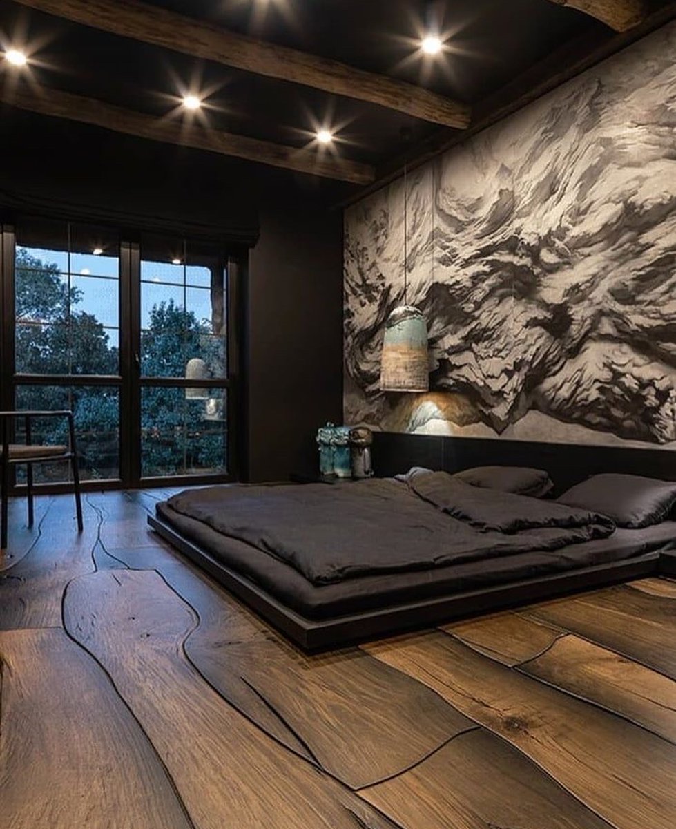 Perfect bedroom.
