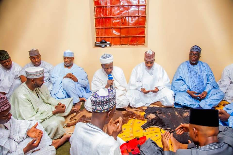 Earlier, along with some Sokoto PDP stakeholders, I paid condolence visits to our state party chairman, Hon. Bello Muhammad Goronyo, who recently lost his mother; Alhaji Adamu Sifawa on the passing of his father, the late Alhaji Mamman Dan Sifawa; Alhaji Mujitaba Isah Helele…