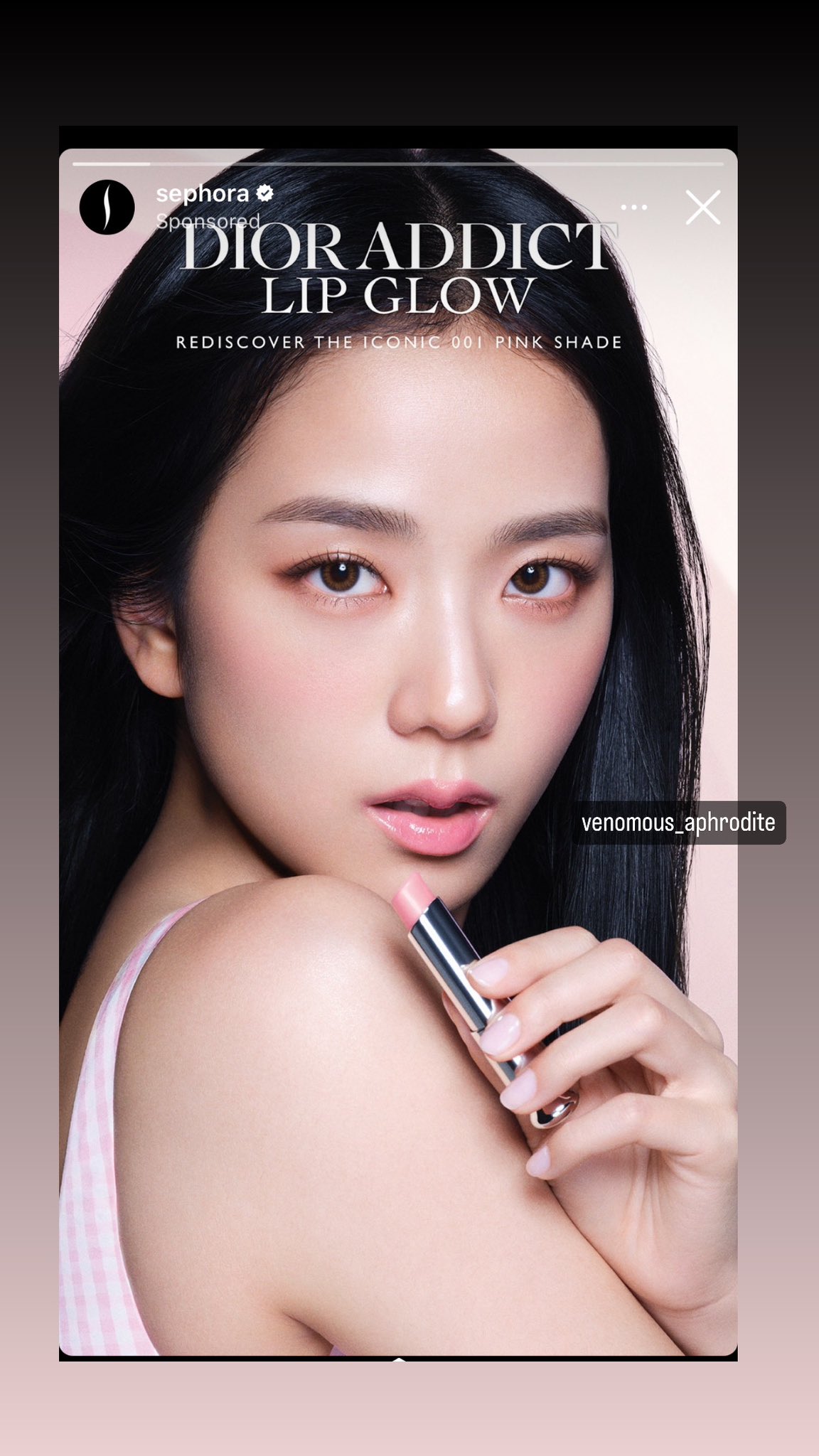 venomous aphrodite on X JISOO is featured in a sponsored ad from Sephora US for Dior Addict Lip Glow Gosh She s more more visible present in the US campaigns ads Girl I m