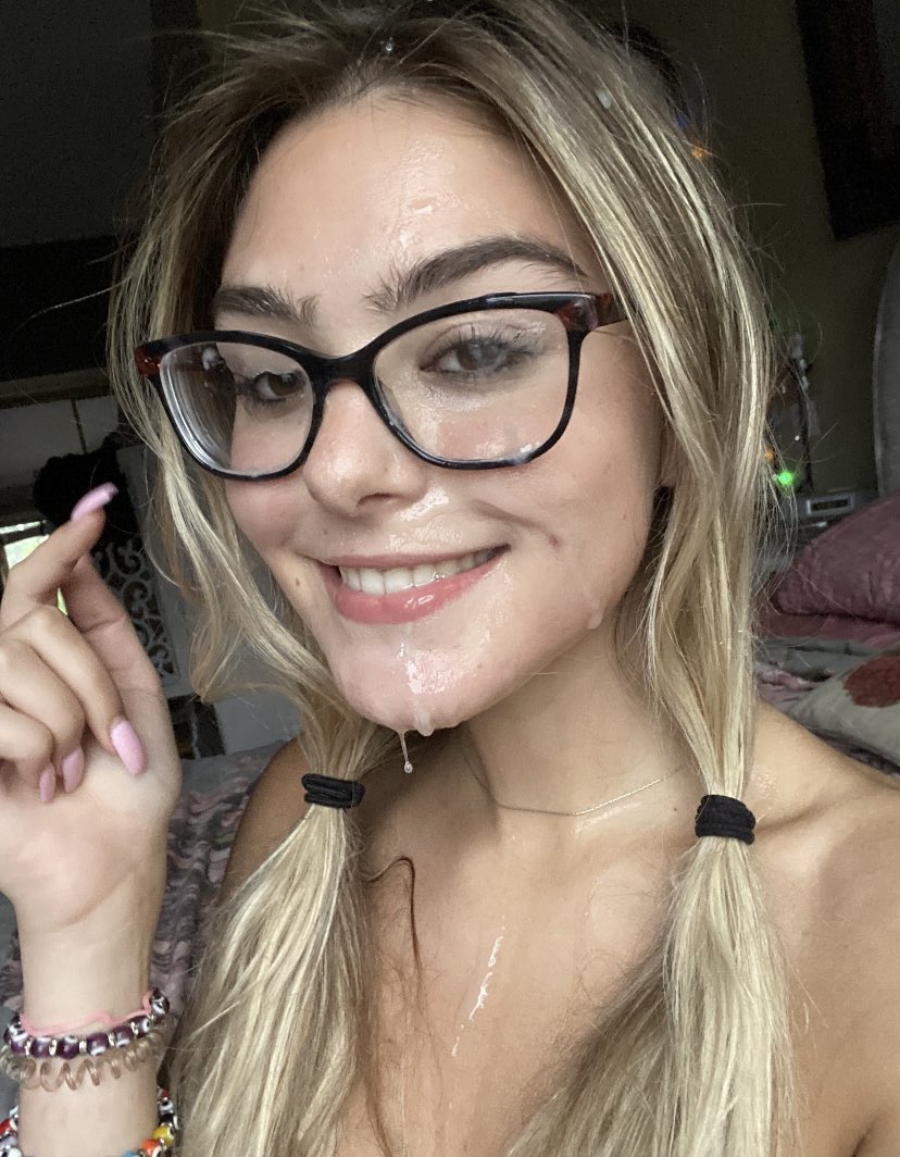 CreatorEmber's tweet photo. @backseatwomen How it started vs how it ended😼🌶️
Full video on my menu!! https://t.co/k7YojRWpYl