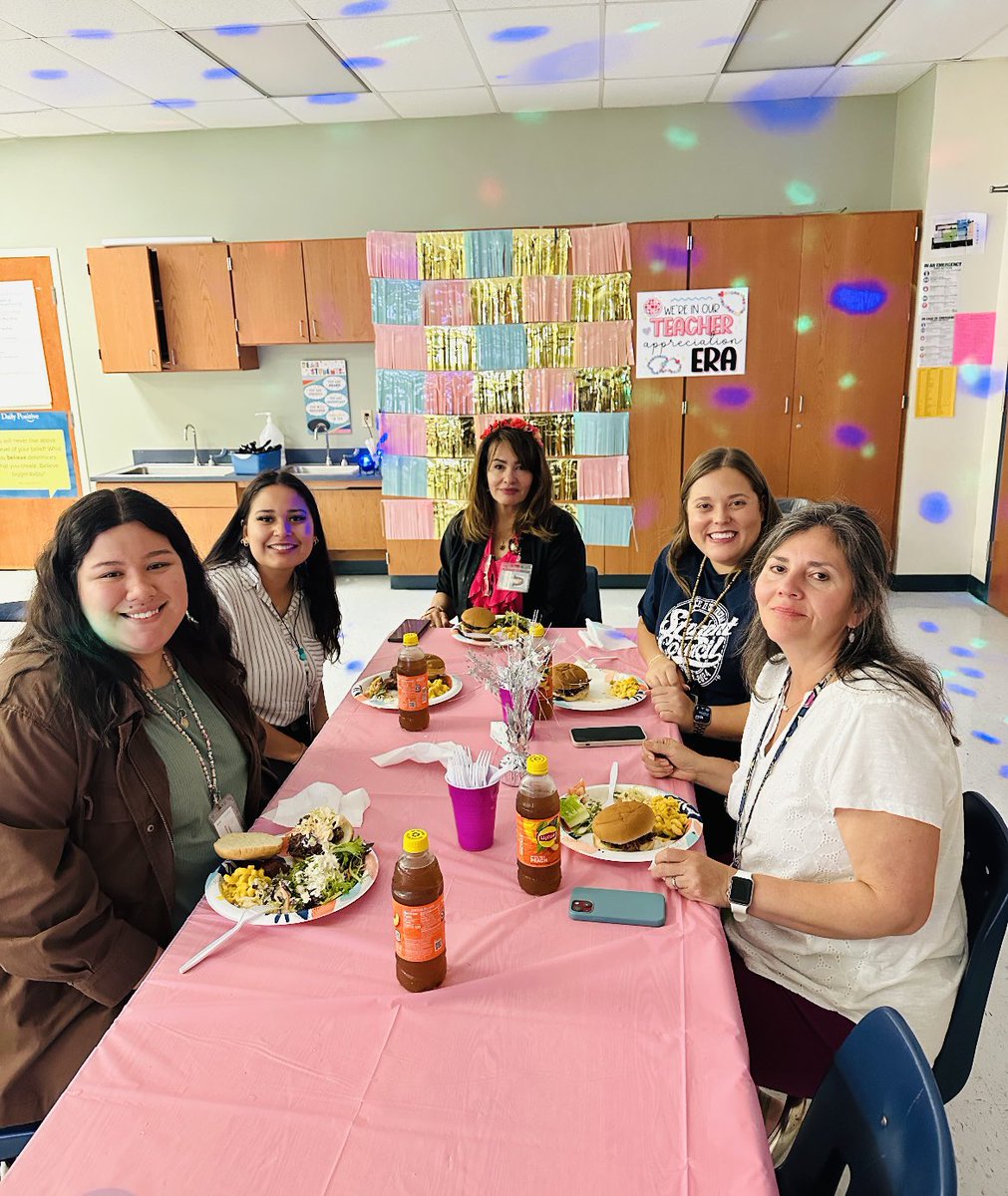 Alice D. Contreras Elementary School tweet media