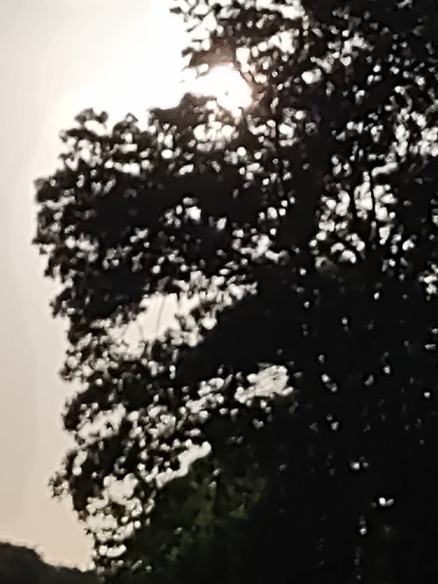 7:15pm here in Caddo Oklahoma