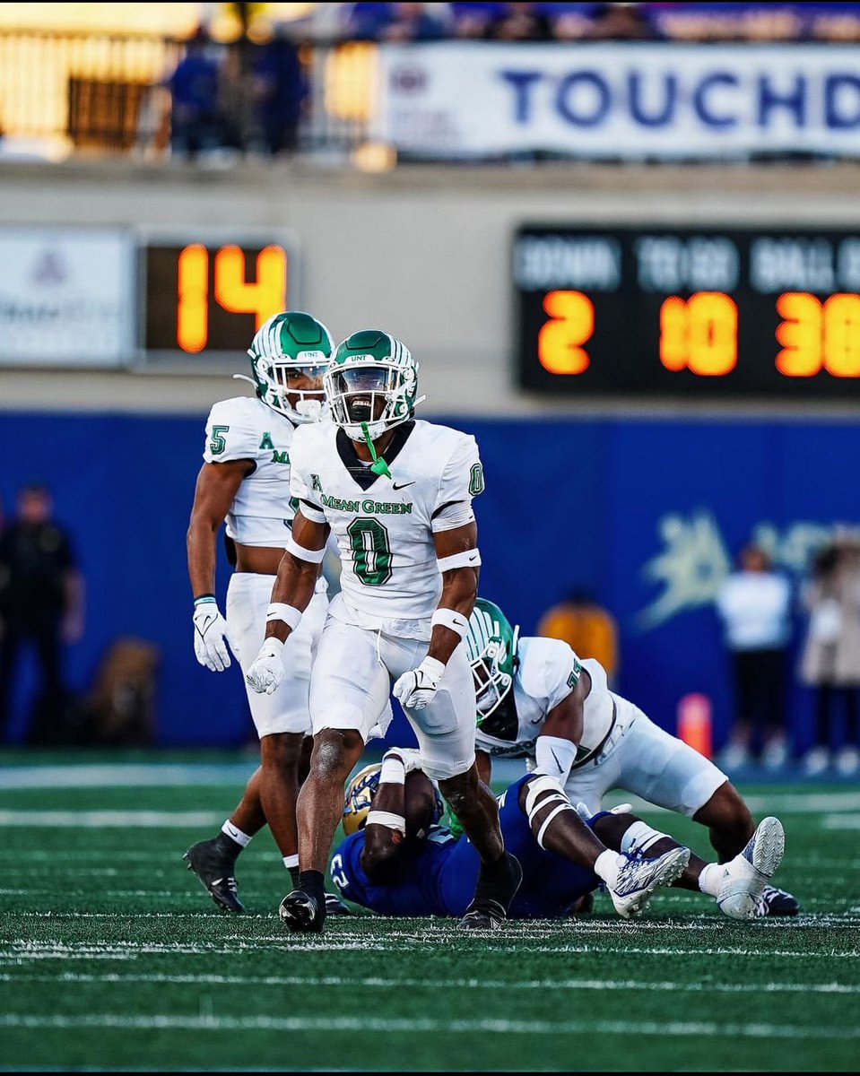 #AGTG Blessed and honored to receive an offer from the University of North Texas @coachdgary @CoachAllenHC @KoachMak @carlos_leggins @CoachOnic