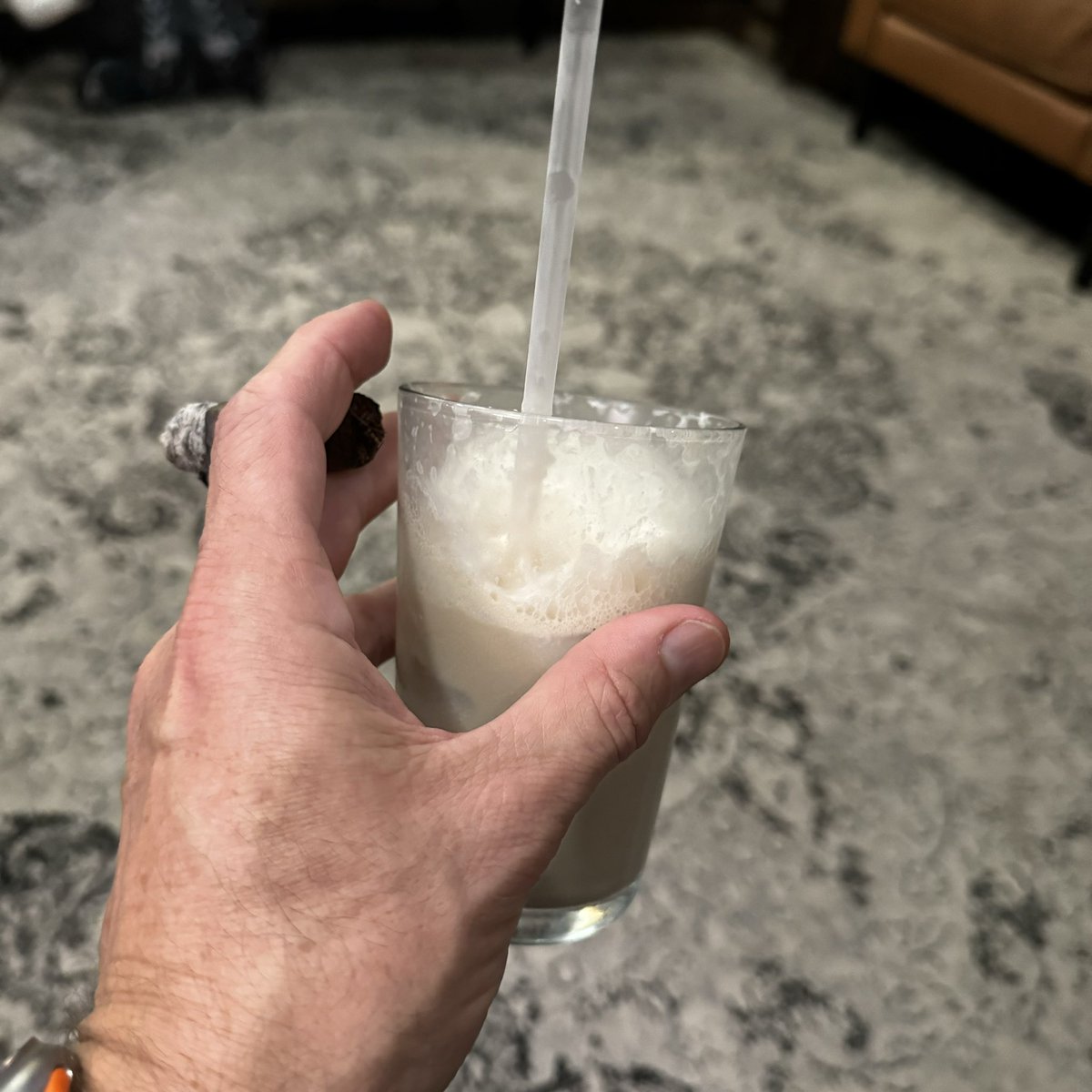Adult Root Beer Float Irish Cream, Kahlúa, heavy whipping cream (all shaken together with ice), and @AWRootBeer Zero Sugar. Tastes just like a root beer float. #RBCC